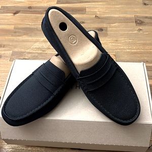 NIB Rothy’s Driving Loafer model 056 size 11.5 in Navy